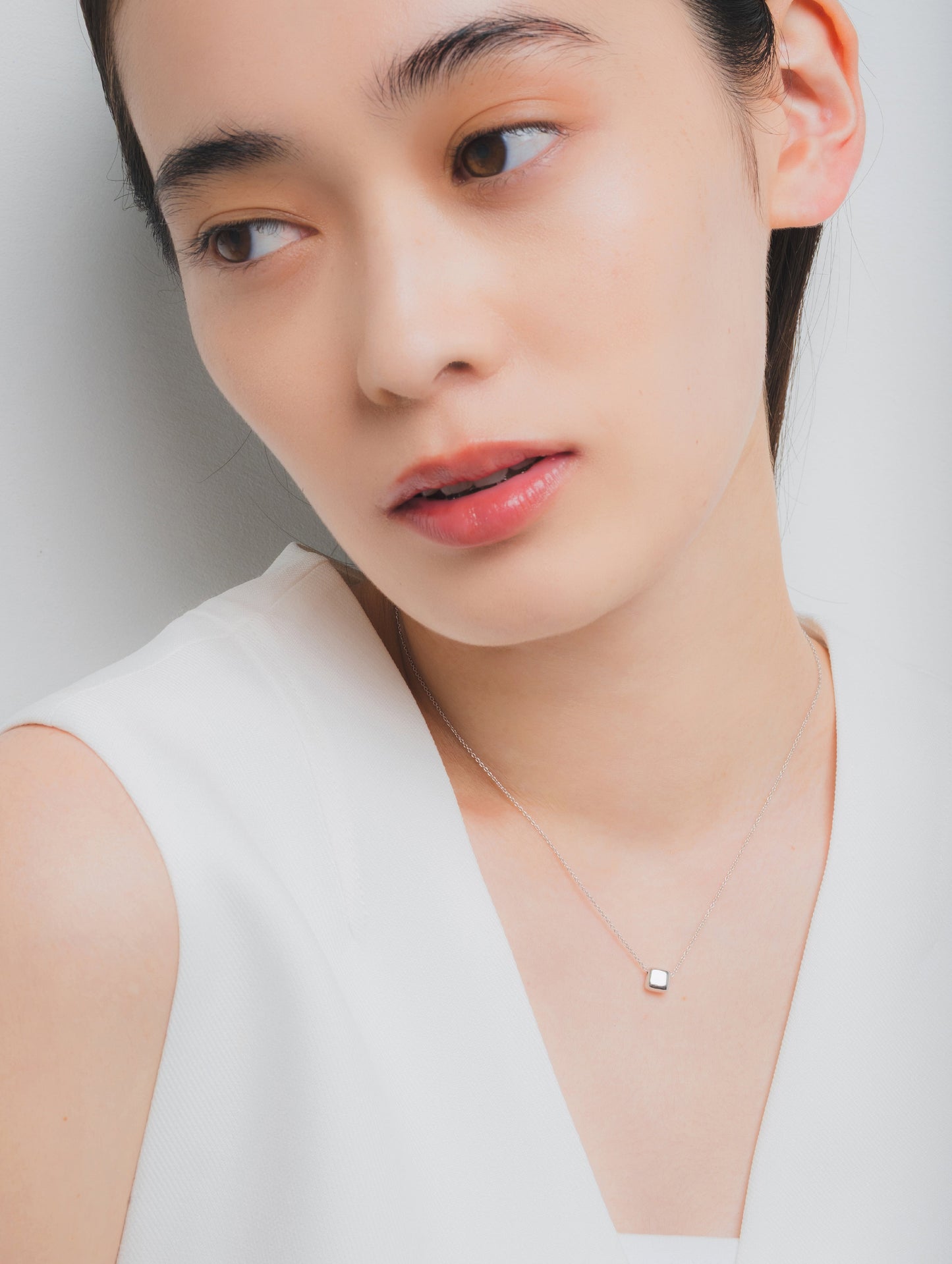 10/24(金)発売新作スクエアネックレスのご紹介/金属アレルギー対応