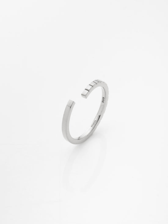 スクエアカットリング 56R-SV