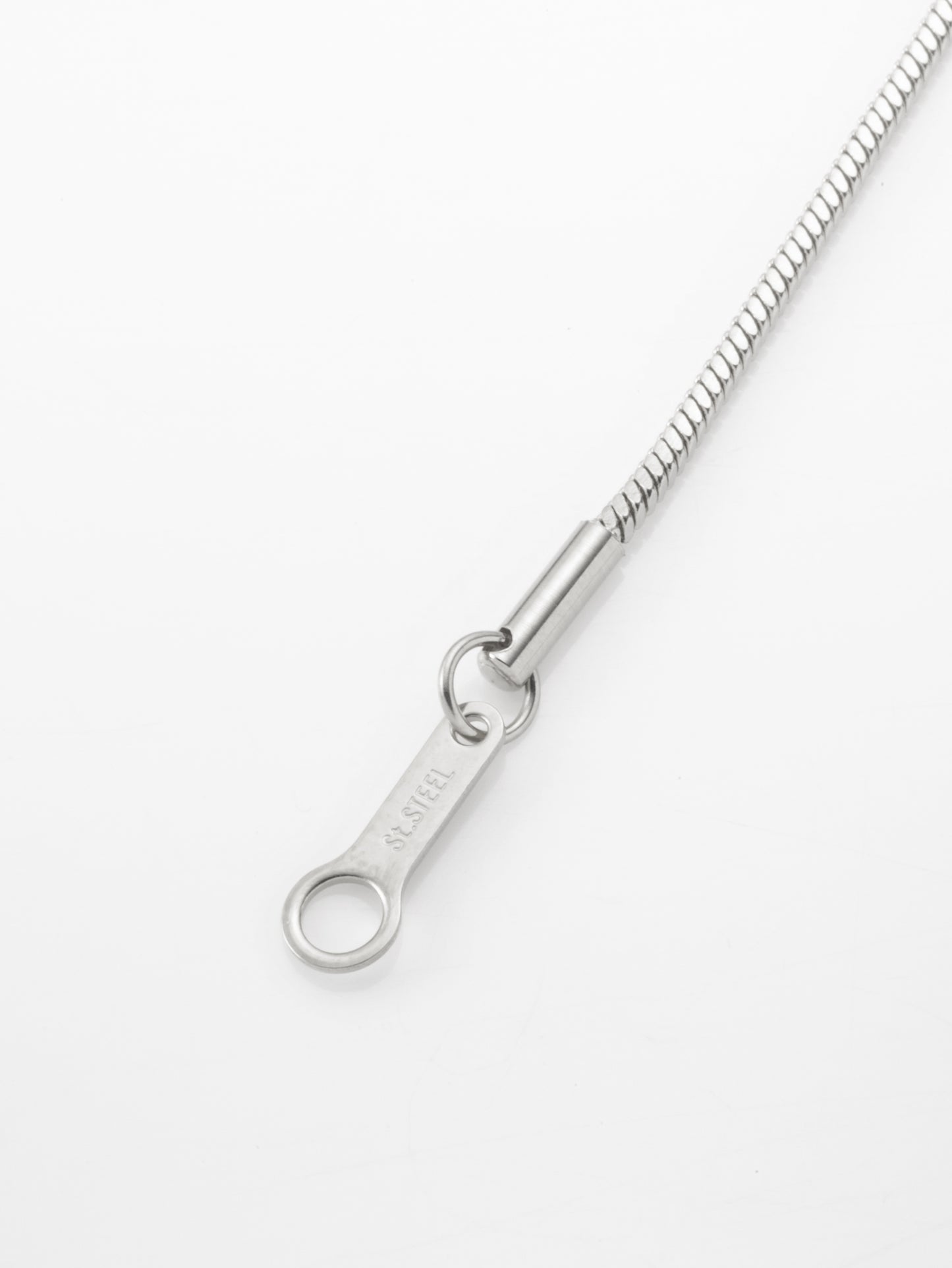 1ｍｍスネイクチェーンネックレス 44N-SV